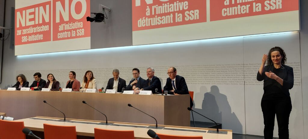 Barbara Schaffner (PVL/ZH), Samuel Bendahan (PS/VD), Delphine Klopfenstein Broggini (Verdi/GE), Priska Wismer-Felder (Centro/LU), Alex Farinelli (PLR/TI), Matthias Michel (PLR/ZG), Martin Candinas (Centro/GR), Roger Schnegg, direttore di Swiss Olympic.