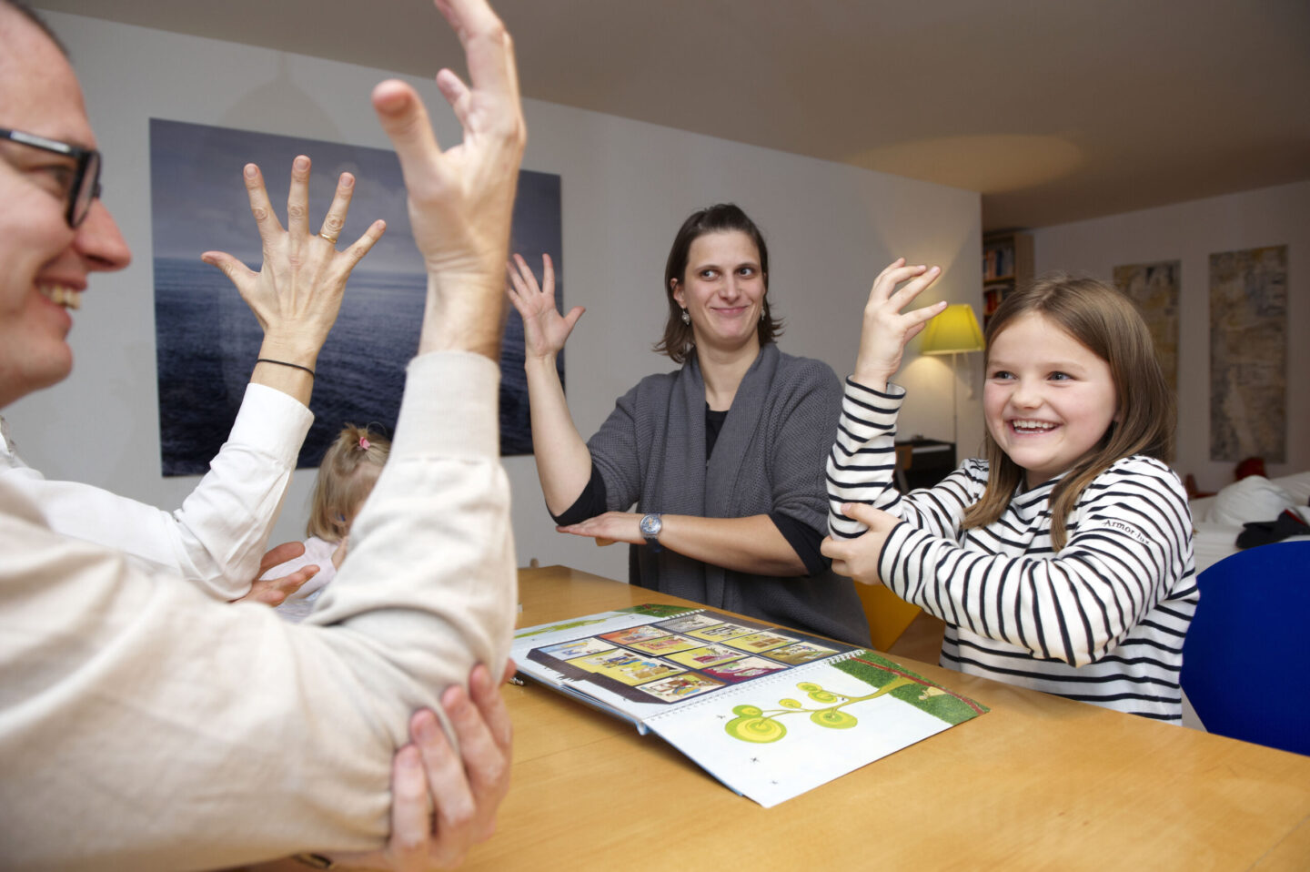 Gebärdensprach-Heimkurs für Familien zu Hause